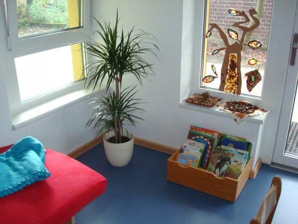 Bilderbücher regen die sprachliche Entwicklung der Kinder an und bilden einen Teil unseres Sprachförderkonzeptes.